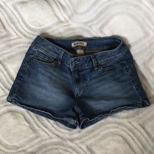 Blue Spice jean shorts size 7